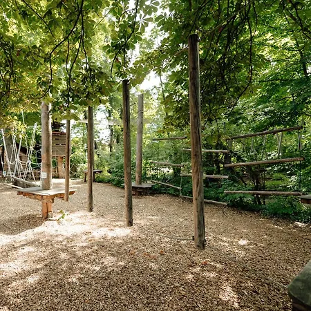 פארק נופש Schlaffass - Schlafen Im Holzfass Tattendorf