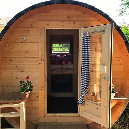 Parque de vacaciones Schlaffass - Schlafen Im Holzfass